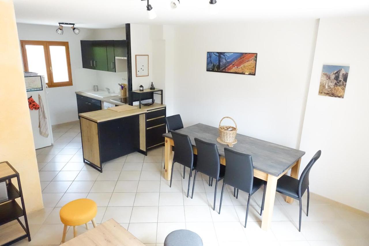 T3 Au Plan D'Eau D'Embrun Avec Garage Et Terrasse Apartment Exterior foto